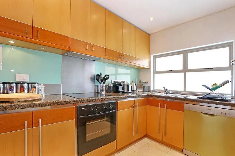 Seacliffe On Two Daire Cape Town